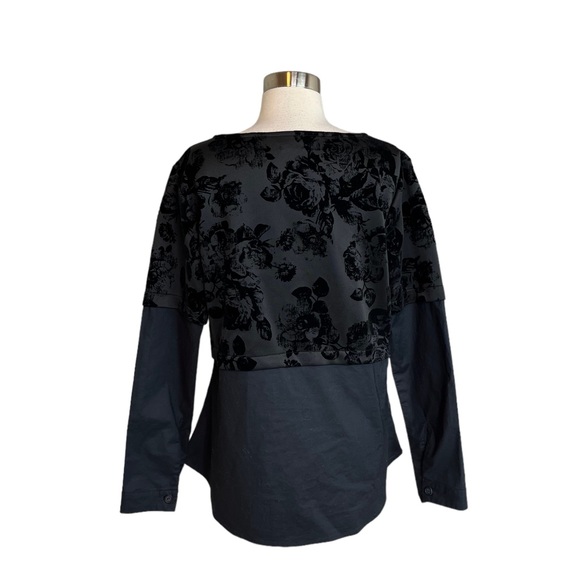 Ruti Women’s Black Long Sleeve Embossed Velvet Floral Top Size 2 M Long Sleeve - Picture 3 of 6